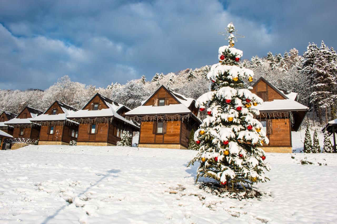 Etno Naselje Vrdnicka Kula Bed and Breakfast Vrdnik Zewnętrze zdjęcie