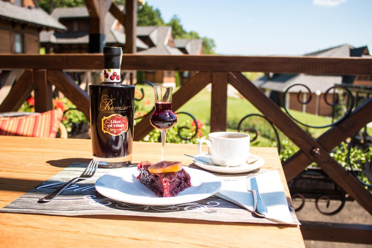 Etno Naselje Vrdnicka Kula Bed and Breakfast Vrdnik Zewnętrze zdjęcie