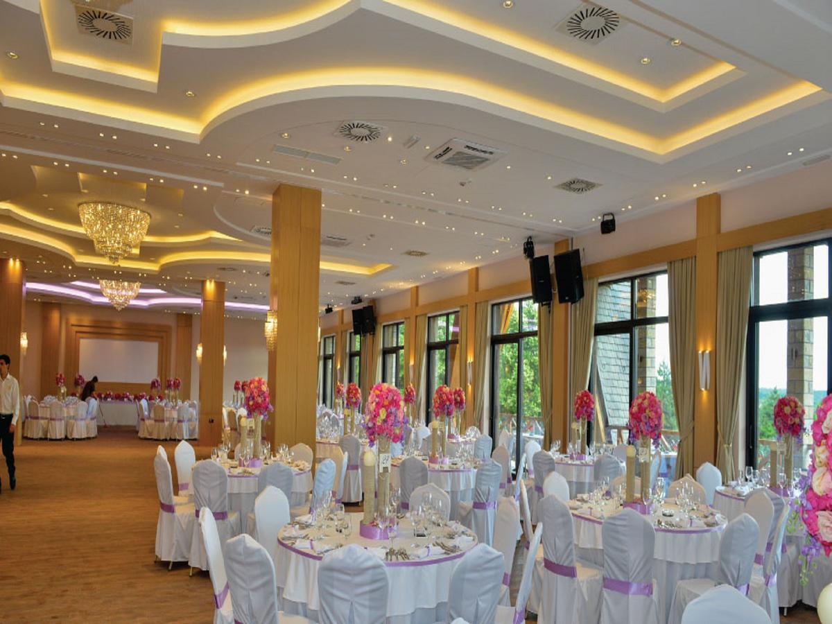 Etno Naselje Vrdnicka Kula Bed and Breakfast Vrdnik Zewnętrze zdjęcie